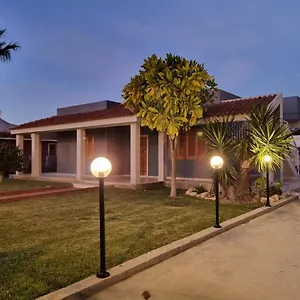 Pina Arenella , Arenella (Syracuse) Italia
